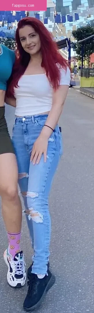 AnnieFuchsia