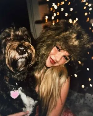 Abby Paradise content