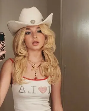 Abby Paradise content