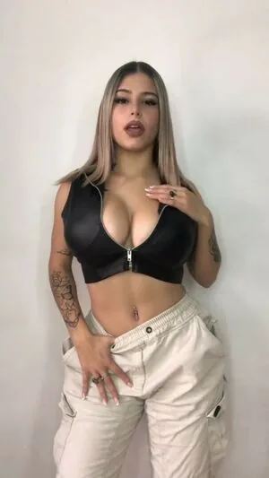 Abril Perez content