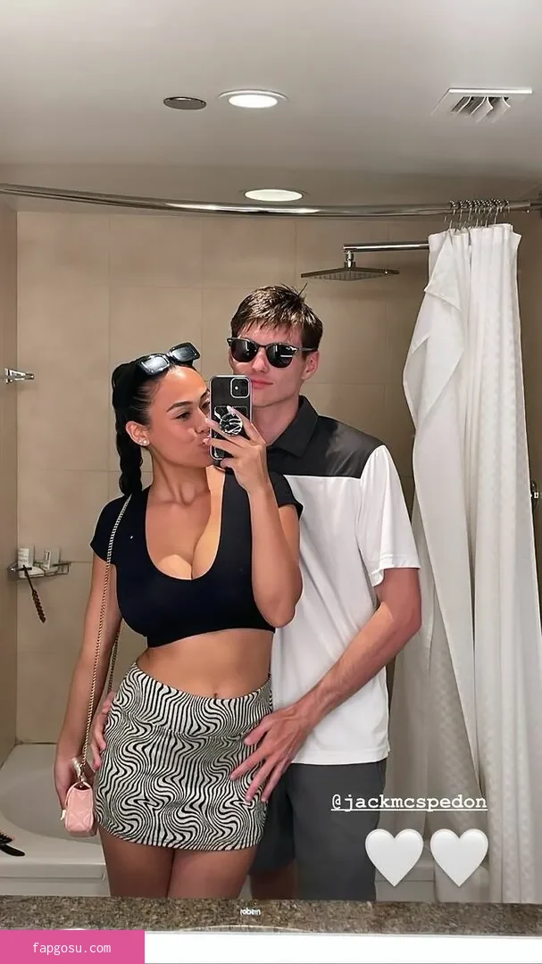 alex.papadonker