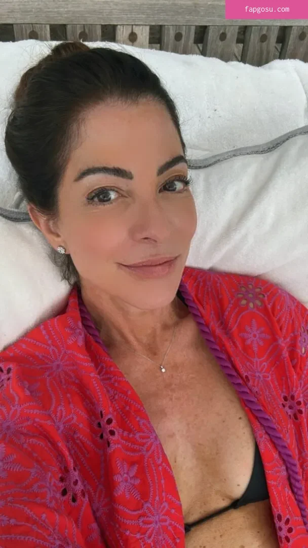 Ana Paula Padrão