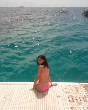 Ananya Pandey content