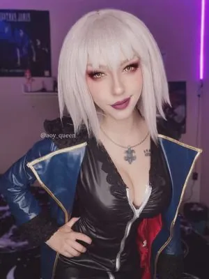 Aoy_Queen