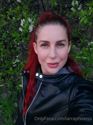 arielrhoades content