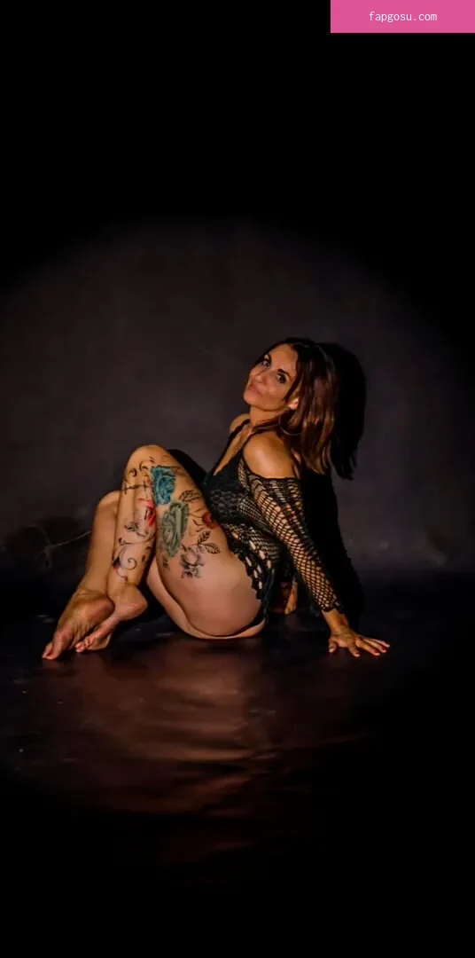 Adriana Szegedi - Terry-Aurora