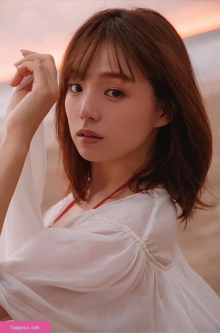 Ai Shinozaki