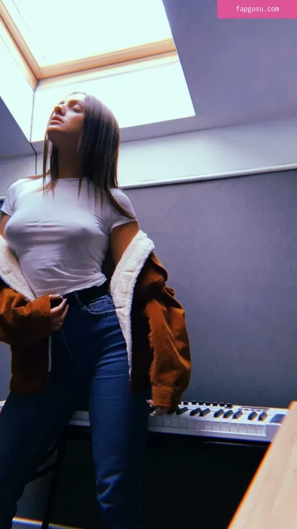 Alexandra Stan