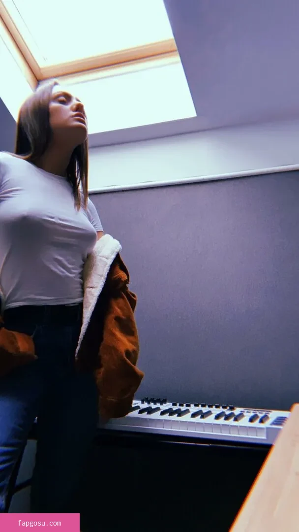 Alexandra Stan