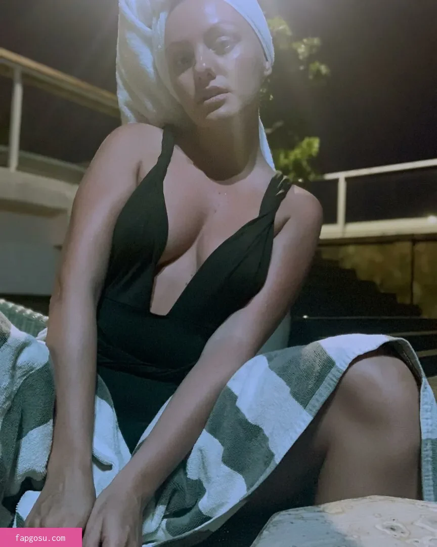 Alexandra Stan