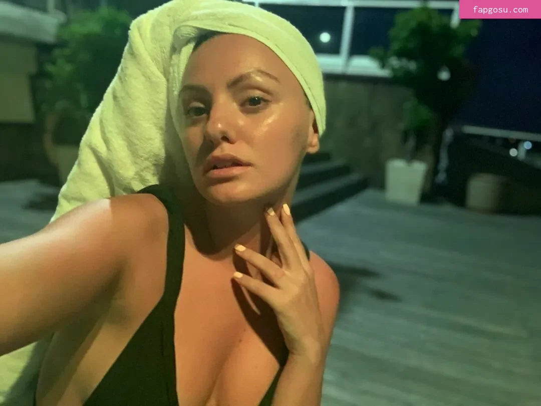 Alexandra Stan
