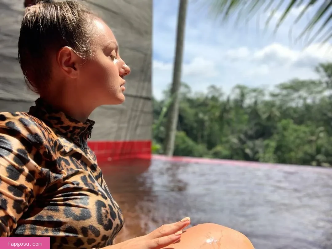 Alexandra Stan