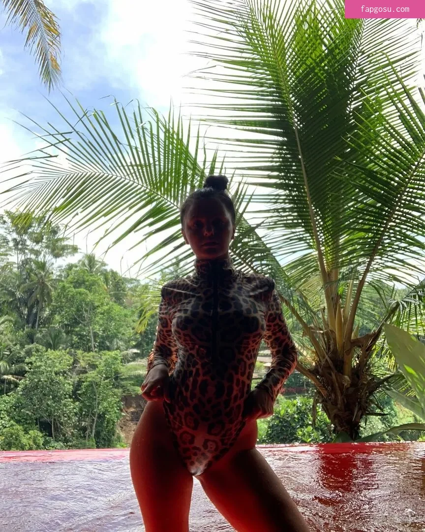 Alexandra Stan