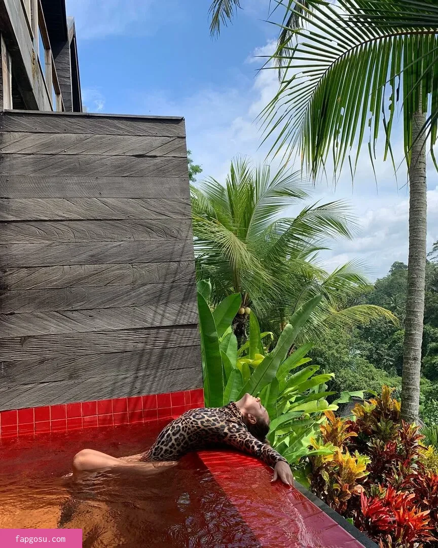 Alexandra Stan