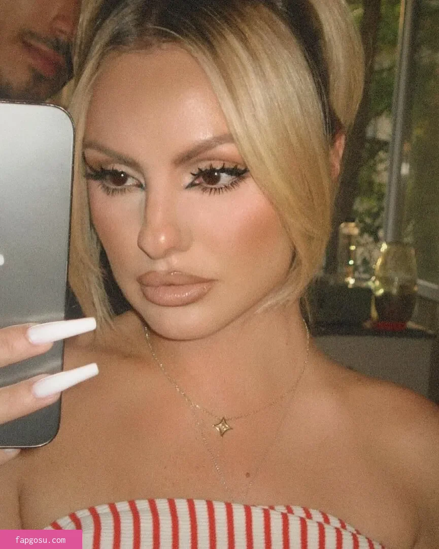 Alexandra Stan