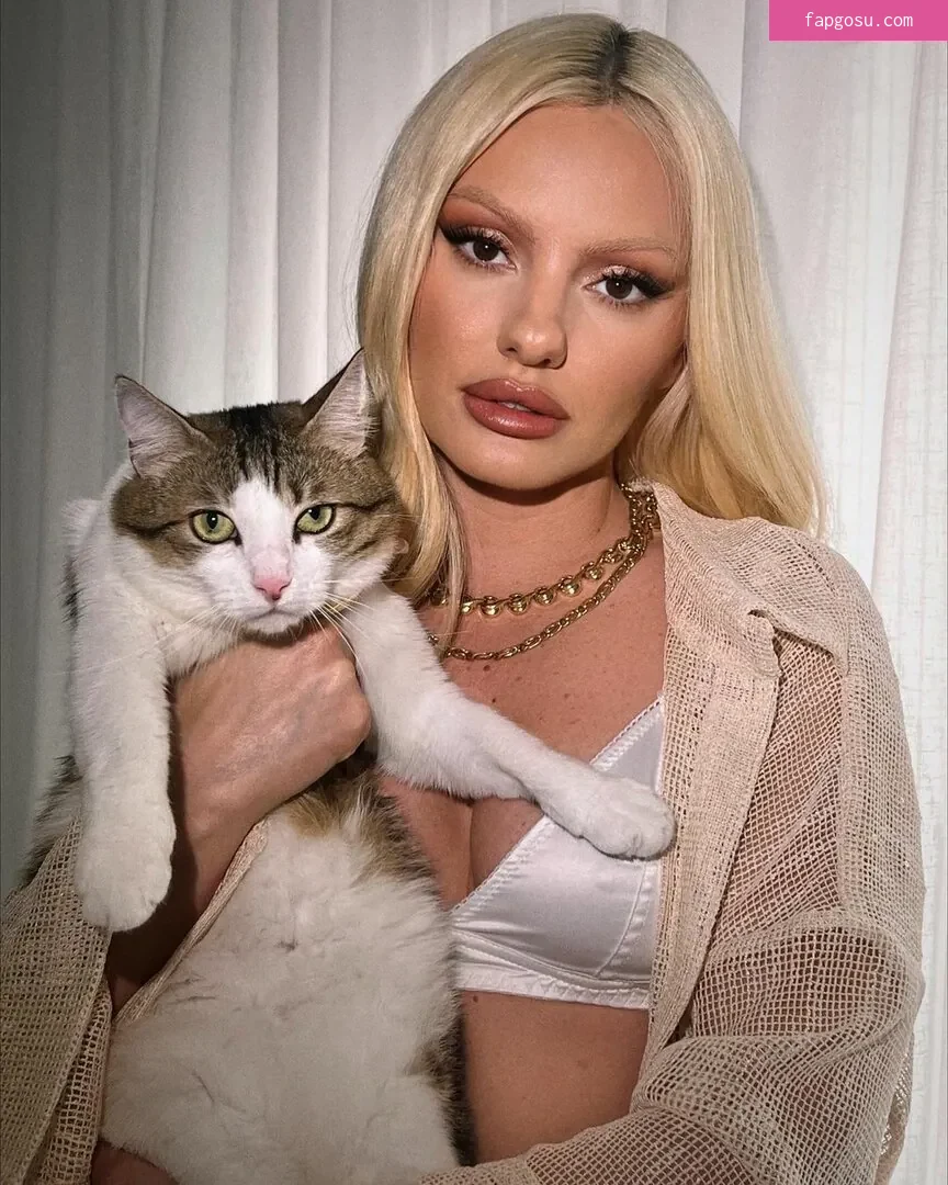 Alexandra Stan