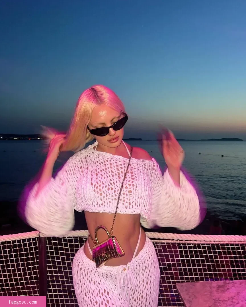 Alexandra Stan