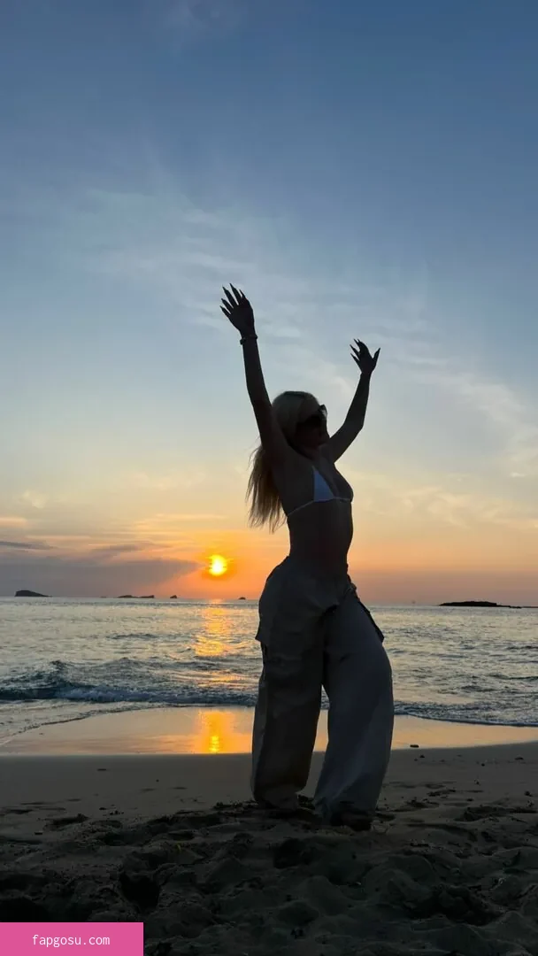 Alexandra Stan
