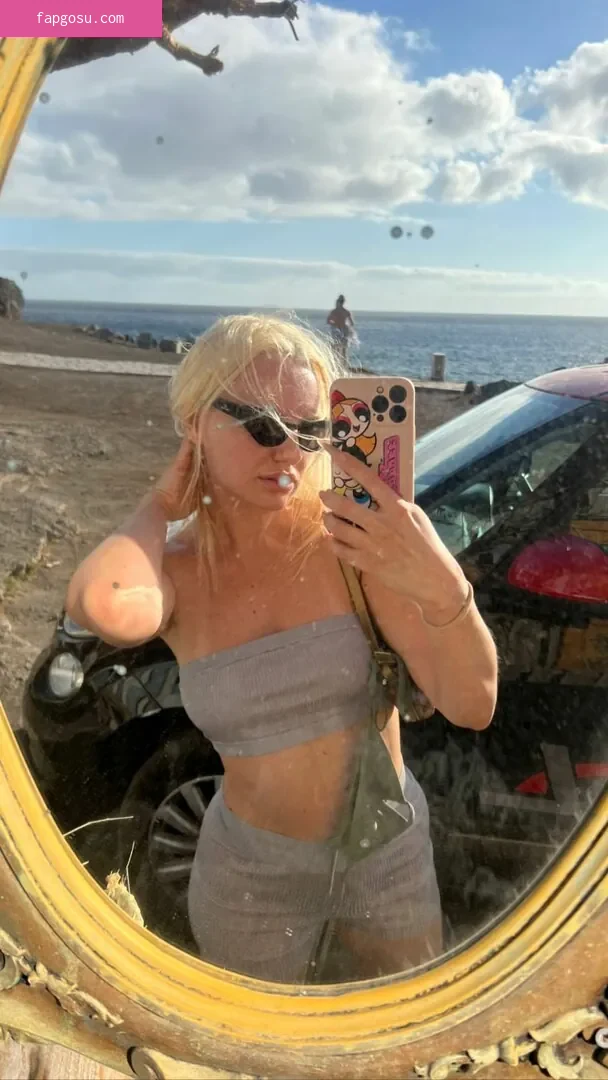 Alexandra Stan