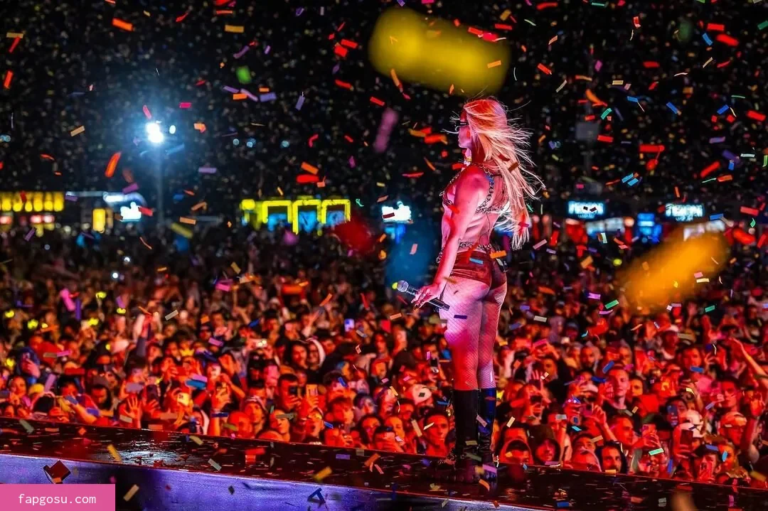 Alexandra Stan