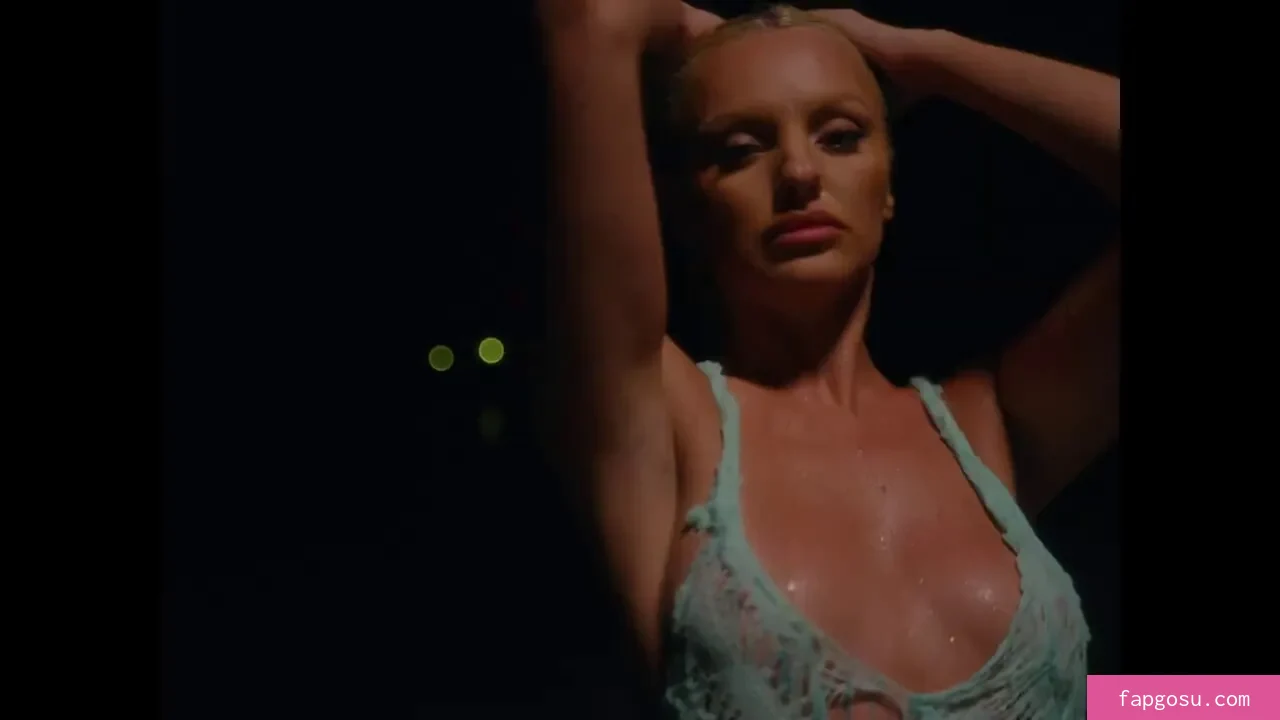 Alexandra Stan