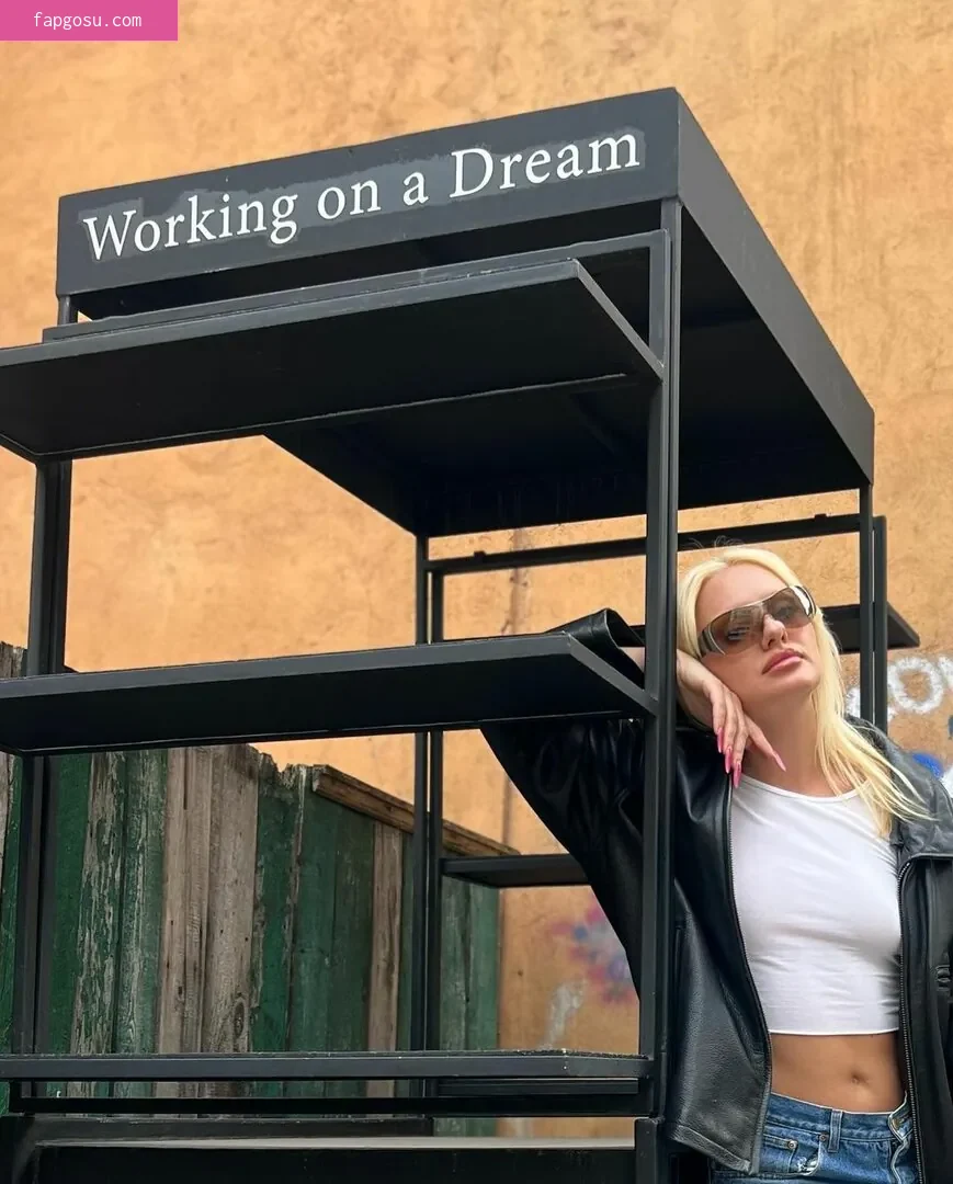 Alexandra Stan