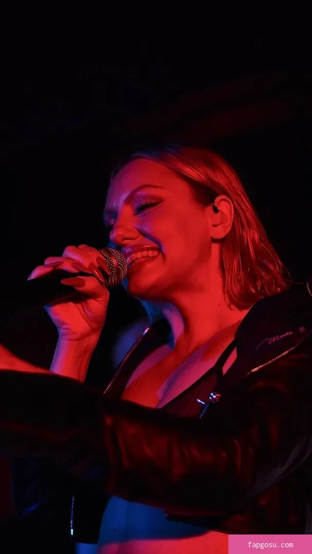 Alexandra Stan