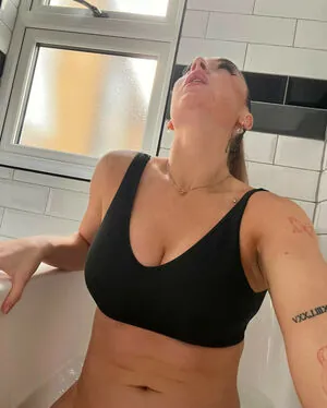 Alicia.scholesx content