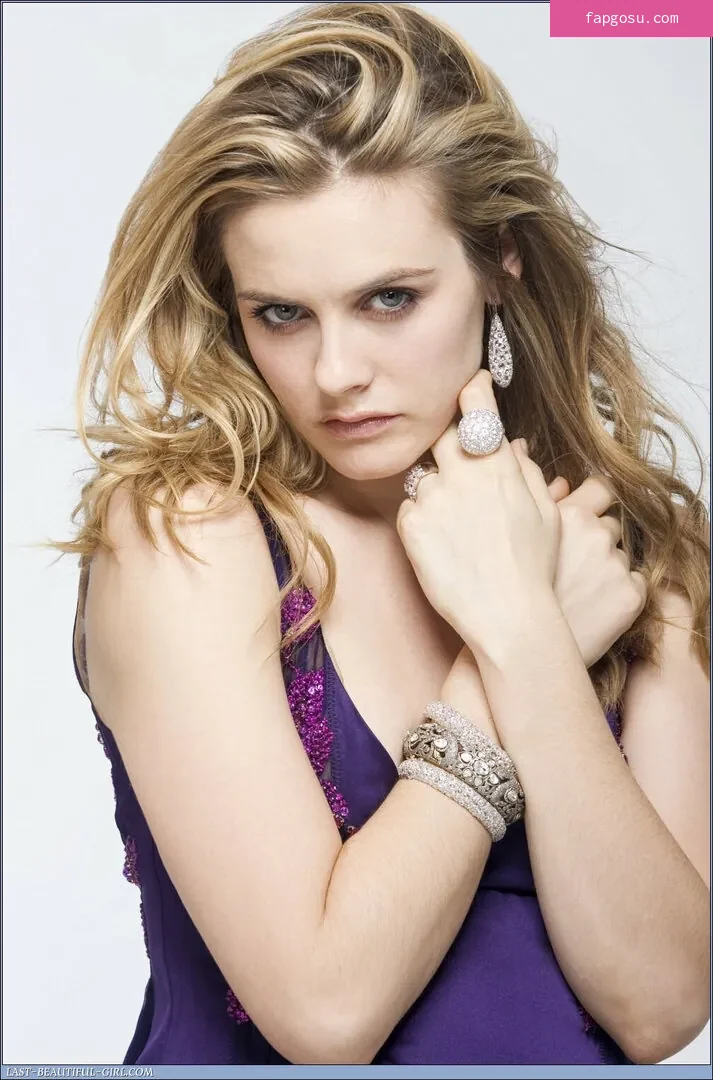 Alicia Silverstone