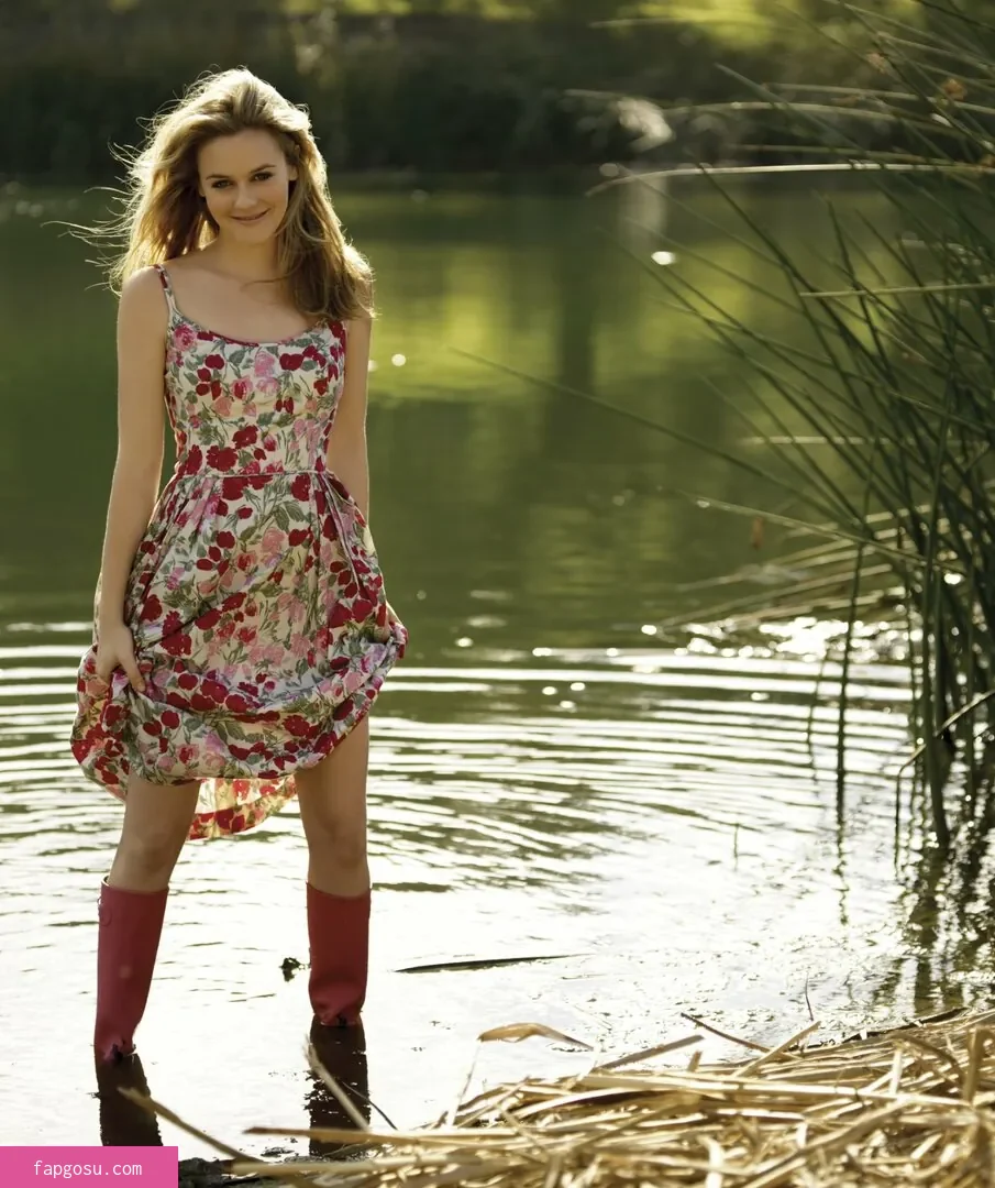 Alicia Silverstone