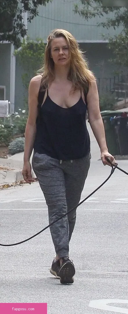 Alicia Silverstone