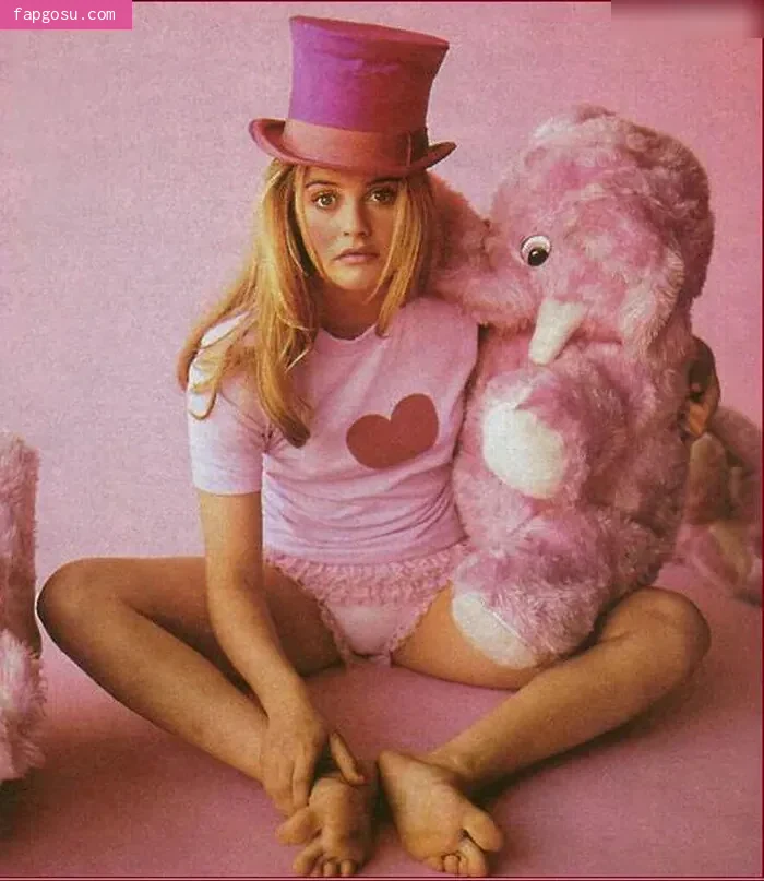Alicia Silverstone