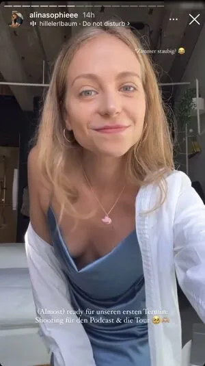 Alina Sophie Holst content