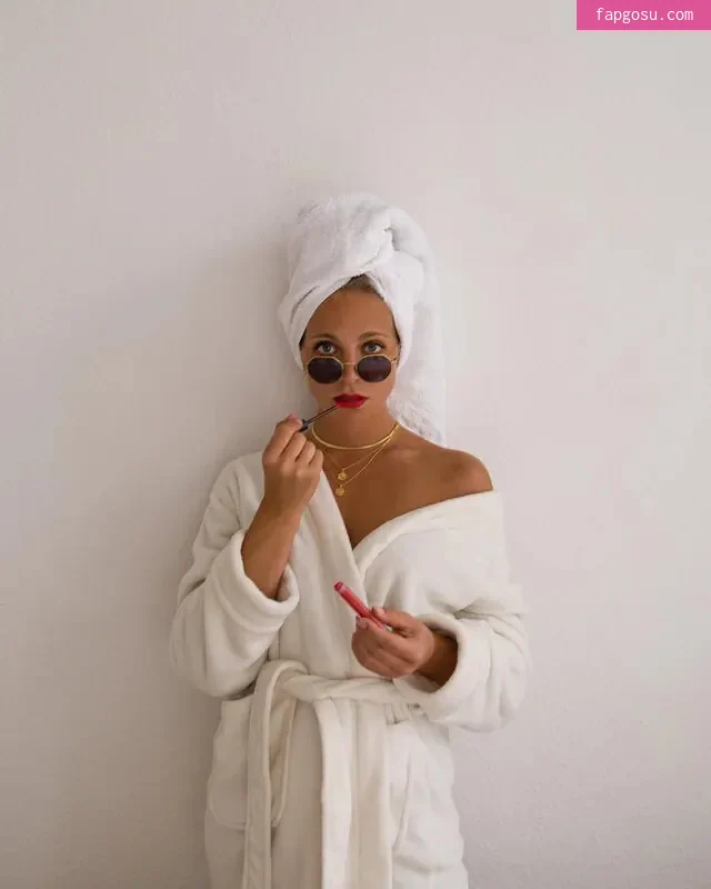 Alina Sophie Holst