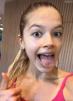 Aline Steffens content