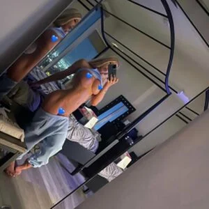 Amanda Stronegger content