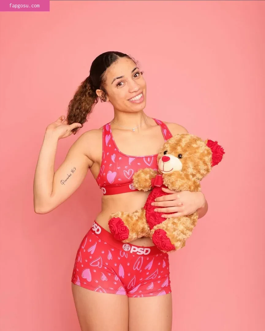 Amiah Simmons