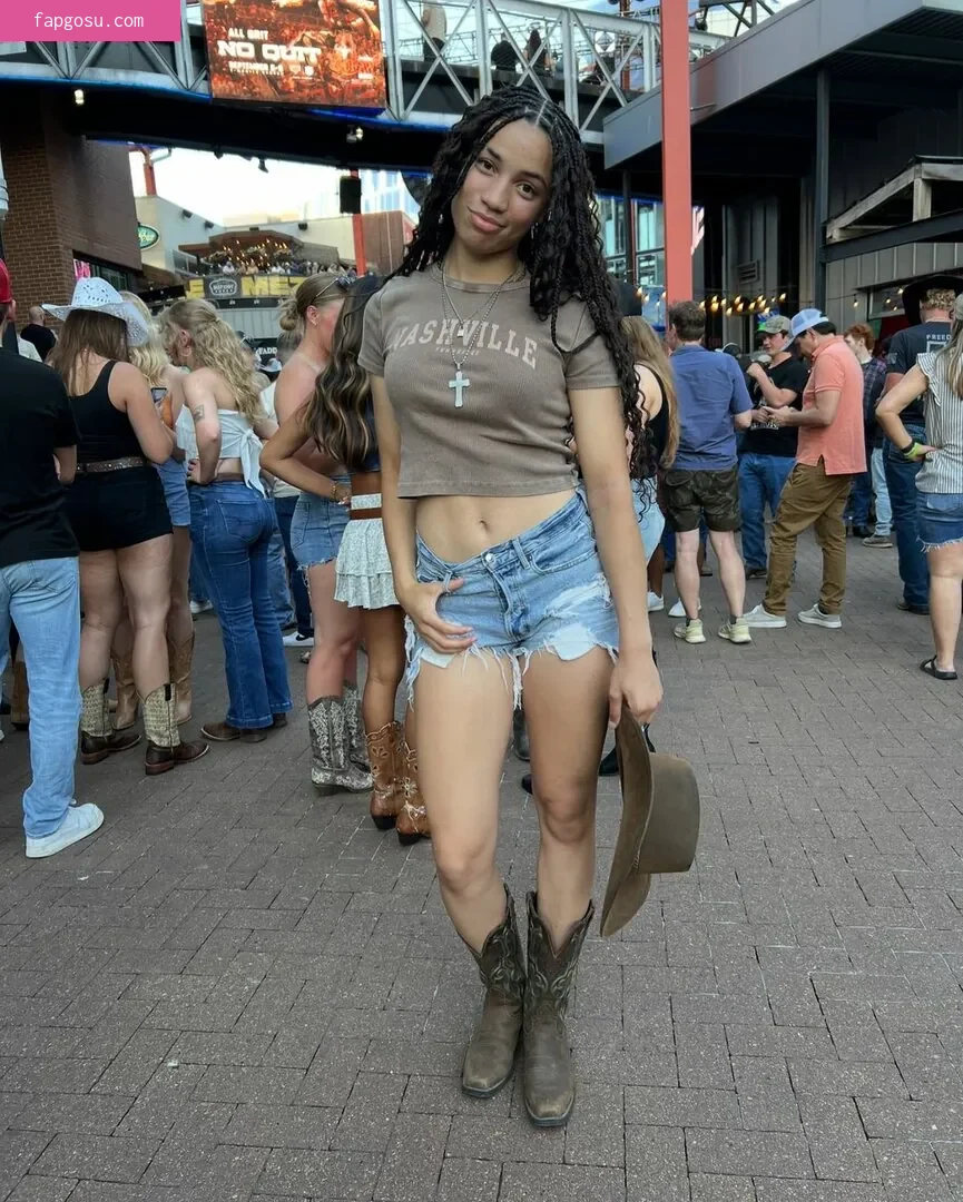 Amiah Simmons
