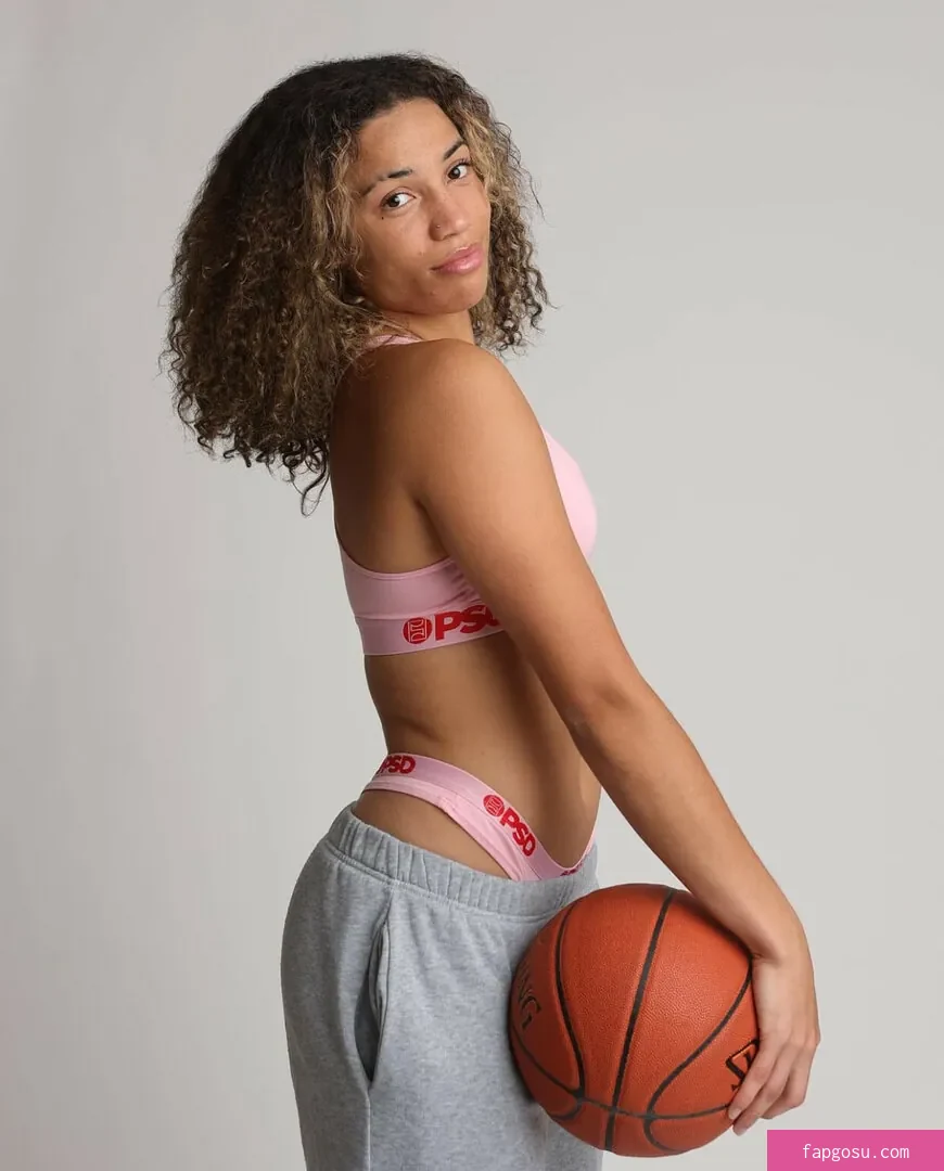 Amiah Simmons
