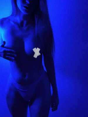 Arina Shelk content