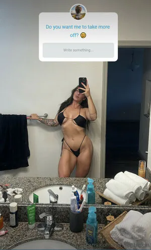 ashhentrekin content