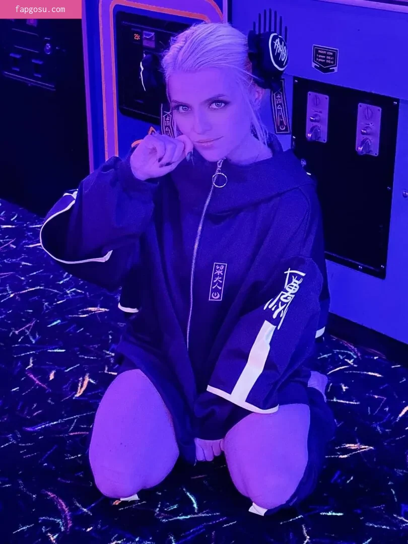 ASMR Shanny