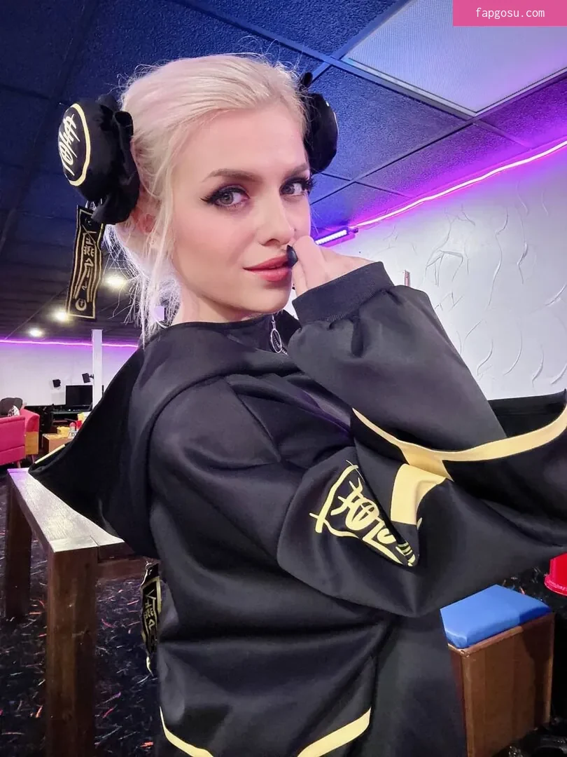 ASMR Shanny