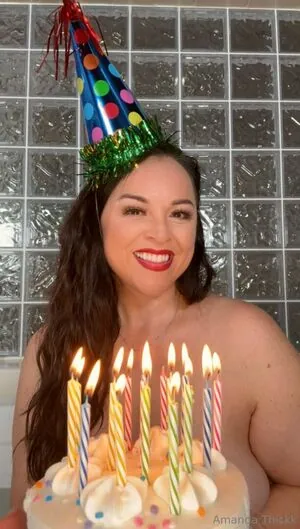 Amanda Thickk content