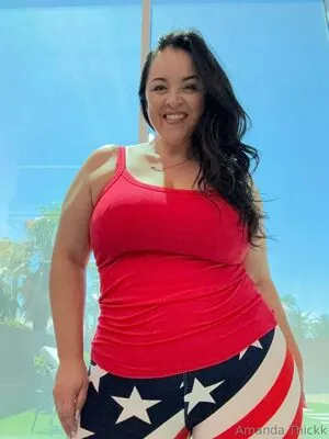 Amanda Thickk content