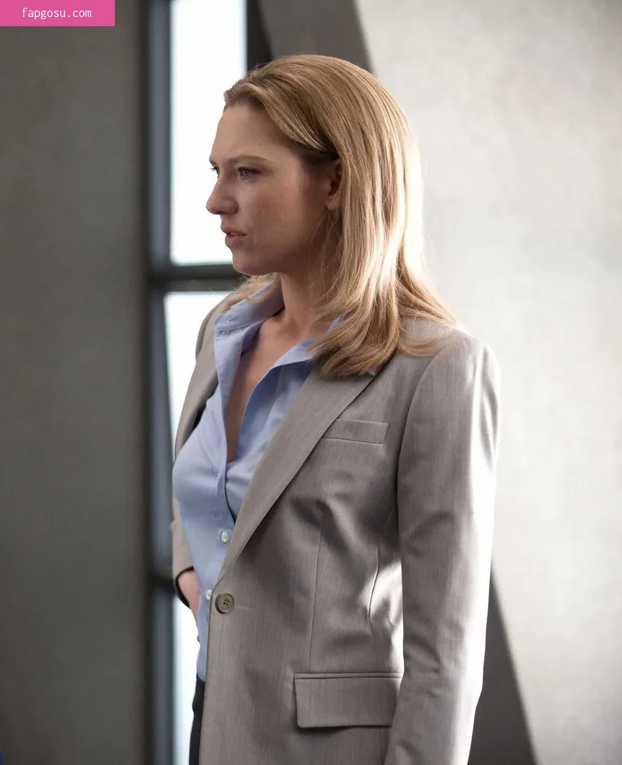 Anna Torv