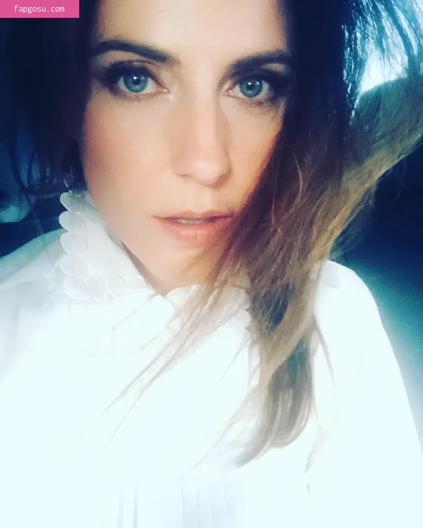 Antje Traue