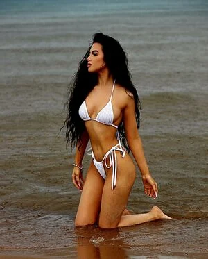 Angelina Victoria content
