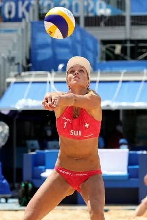 Anouk Vergé-Dépré content