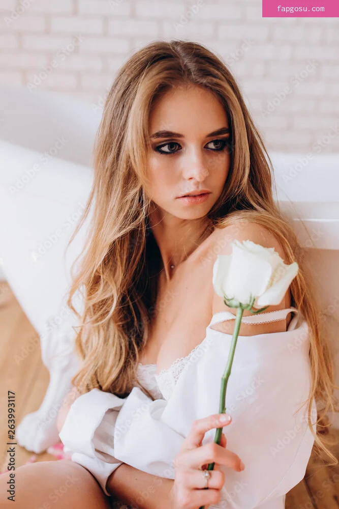 AvrilDollX